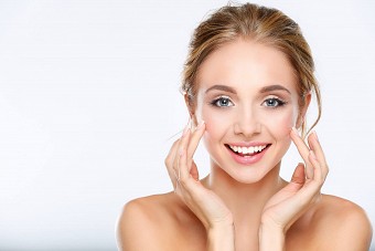Skin Care Tips for Fighting Oily Summer Skin